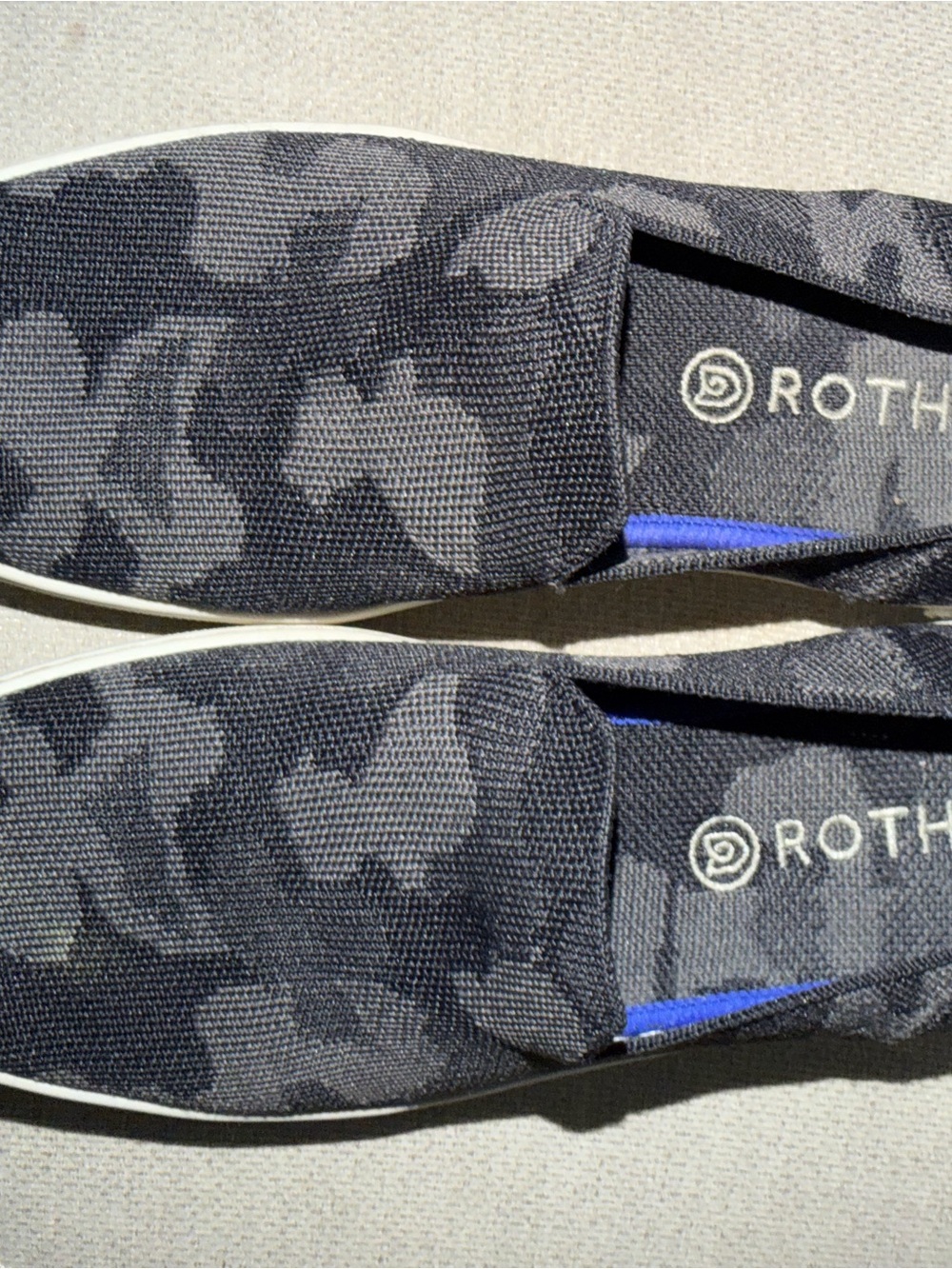 Rothy’s The Original Slip-On Sneakers Women’s Size 9 Gray Black Camo Washable